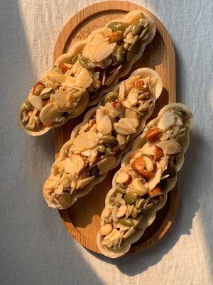 bánh hạt dinh dưỡng bao nhiêu calo