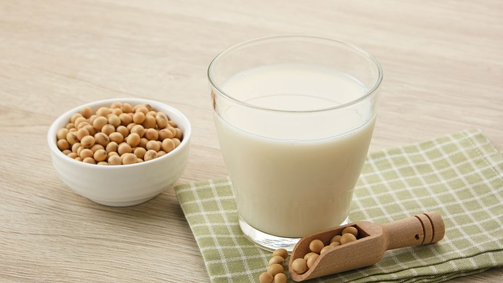 Nấu sữa đậu nành bằng máy làm sữa hạt