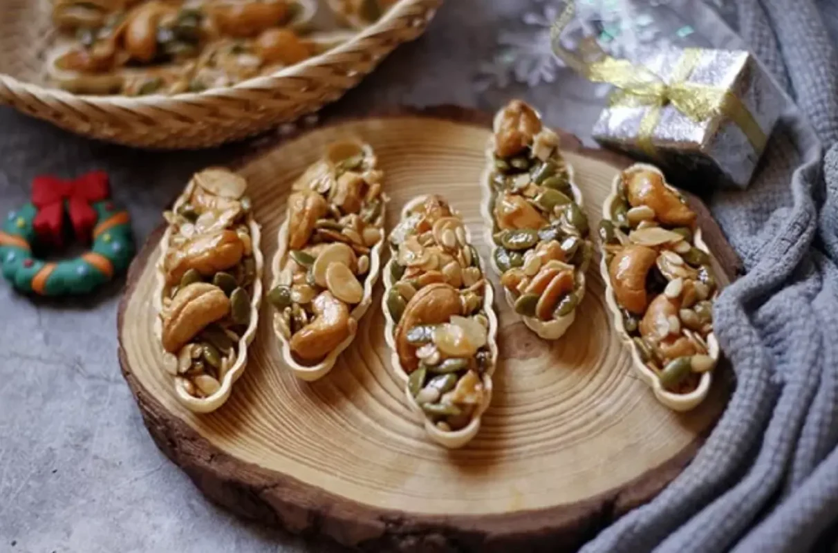 bánh thuyền mix hạt bao nhiêu calo